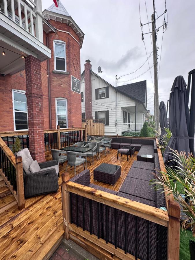 Auberge Et Bistro Namaste Lachute Exterior foto